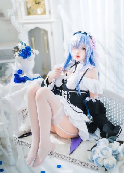 女大学生的沙龙室2_视频全集