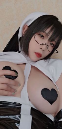 姨母的诱惑蘑菇_BD迅雷电影在线